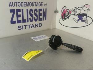 Gebruikte Ruitenwis Schakelaar Opel Agila (B) 1.0 12V Prijs € 26,25 Margeregeling aangeboden door Zelissen V.O.F. autodemontage