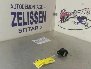 Gebruikte Spiegel Schakelaar Opel Agila (B) 1.0 12V Prijs € 15,75 Margeregeling aangeboden door Zelissen V.O.F. autodemontage