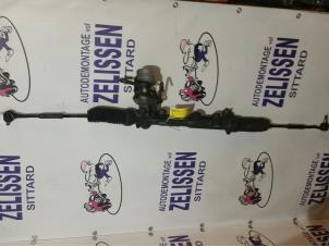 Gebruikte Stuurhuis Bekrachtigd Mercedes S (W220) 5.5 S-600 36V Twin Turbo Prijs € 236,25 Margeregeling aangeboden door Zelissen V.O.F. autodemontage