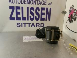 Gebruikte Veiligheidsgordel midden-achter Peugeot 307 SW (3H) 1.6 16V Prijs € 36,75 Margeregeling aangeboden door Zelissen V.O.F. autodemontage