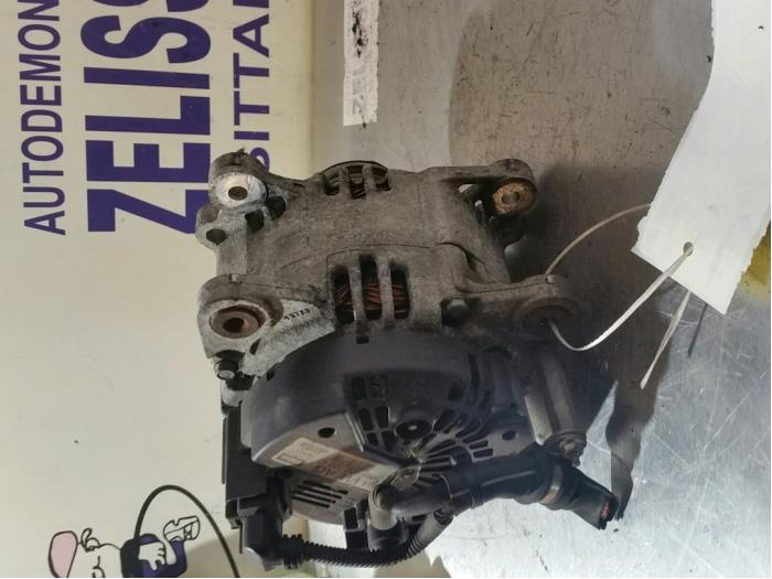 Dynamo van een Seat Leon (1P1) 1.9 TDI 105 2006