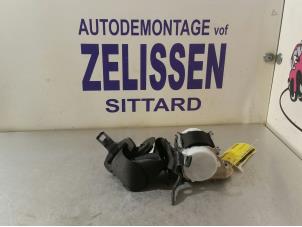 Gebruikte Veiligheidsgordel rechts-voor BMW X1 (E84) xDrive 20d 2.0 16V Prijs € 42,00 Margeregeling aangeboden door Zelissen V.O.F. autodemontage