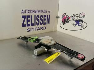 Gebruikte Raammechaniek 4Deurs links-achter BMW X1 (E84) xDrive 20d 2.0 16V Prijs € 42,00 Margeregeling aangeboden door Zelissen V.O.F. autodemontage