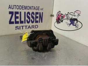 Gebruikte Remklauw (Tang) rechts-voor BMW X1 (E84) xDrive 20d 2.0 16V Prijs € 52,50 Margeregeling aangeboden door Zelissen V.O.F. autodemontage