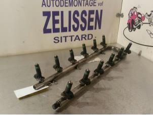 Gebruikte Injector brug Mercedes S (W220) 5.5 S-600 36V Twin Turbo Prijs € 152,25 Margeregeling aangeboden door Zelissen V.O.F. autodemontage