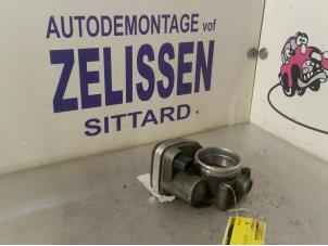 Gebruikte Gasklephuis BMW 3 serie Touring (E46/3) 316i 16V Prijs € 68,25 Margeregeling aangeboden door Zelissen V.O.F. autodemontage