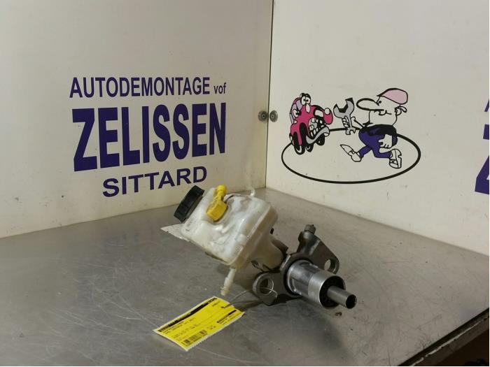 Gebruikte Hoofdremcilinder Opel Insignia Sports Tourer 1.6 CDTI 16V 136 Prijs € 173,25 Margeregeling aangeboden door Zelissen V.O.F. autodemontage