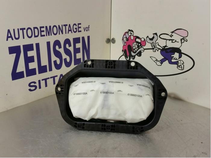 Airbag rechts (Dashboard) van een Opel Insignia Sports Tourer 1.6 CDTI 16V 136 2017