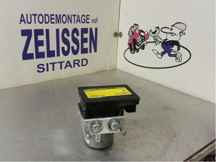 Gebruikte ABS Pomp Opel Insignia Sports Tourer 1.6 CDTI 16V 136 Prijs € 183,75 Margeregeling aangeboden door Zelissen V.O.F. autodemontage