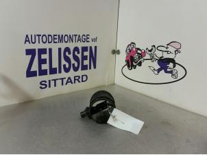 Gebruikte Luchtmassameter Opel Insignia Sports Tourer 1.6 CDTI 16V 136 Prijs € 68,25 Margeregeling aangeboden door Zelissen V.O.F. autodemontage