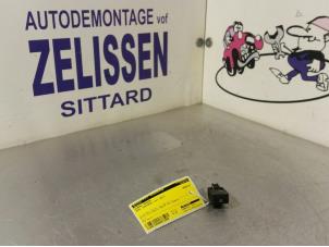 Gebruikte Sensor Airbag Opel Insignia Sports Tourer 1.6 CDTI 16V 136 Prijs € 36,75 Margeregeling aangeboden door Zelissen V.O.F. autodemontage
