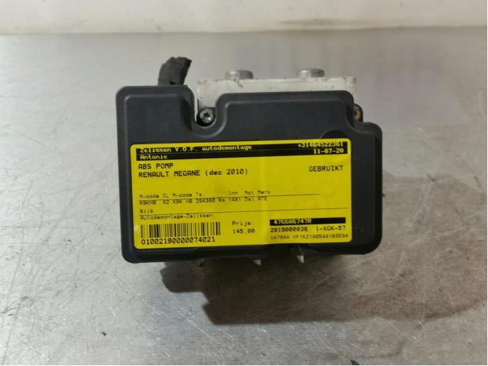 Gebruikte ABS Pomp Renault Megane III Grandtour (KZ) 1.5 dCi 90 Prijs € 152,25 Margeregeling aangeboden door Zelissen V.O.F. autodemontage
