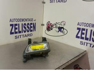 Gebruikte Mistlamp links-voor Mazda 323 Fastbreak (BJ14) 1.5 LX,GLX 16V Prijs € 42,00 Margeregeling aangeboden door Zelissen V.O.F. autodemontage