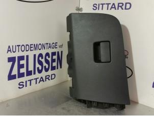 Gebruikte Dashboardkastje Opel Astra K Sports Tourer 1.0 Turbo 12V Prijs € 52,50 Margeregeling aangeboden door Zelissen V.O.F. autodemontage