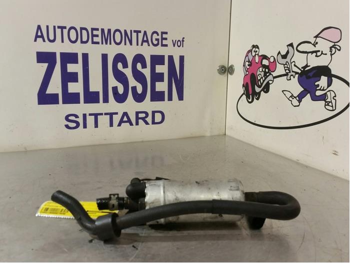 Gebruikte Tank element Pomp Volkswagen Passat CC (357) 2.0 TDI 16V 135 Prijs € 105,00 Margeregeling aangeboden door Zelissen V.O.F. autodemontage