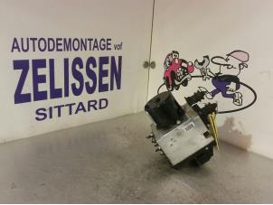 Gebruikte ABS Pomp Volkswagen Passat CC (357) 2.0 TDI 16V 135 Prijs € 157,50 Margeregeling aangeboden door Zelissen V.O.F. autodemontage