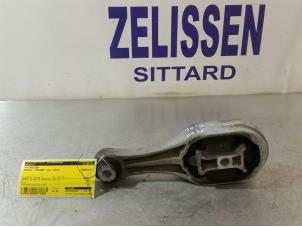 Gebruikte Motorsteun Renault Megane III Grandtour (KZ) 1.5 dCi 90 Prijs € 26,25 Margeregeling aangeboden door Zelissen V.O.F. autodemontage