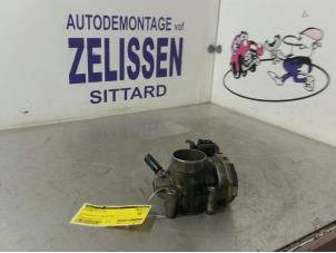 Gebruikte Gasklephuis Volkswagen Polo Variant (6KV5) 1.4 60 Prijs € 42,00 Margeregeling aangeboden door Zelissen V.O.F. autodemontage