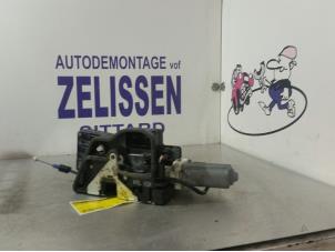 Gebruikte Deurslot Mechaniek 4Deurs links-achter BMW 7 serie (E65/E66/E67) 735i,Li 3.6 V8 32V Prijs € 84,00 Margeregeling aangeboden door Zelissen V.O.F. autodemontage