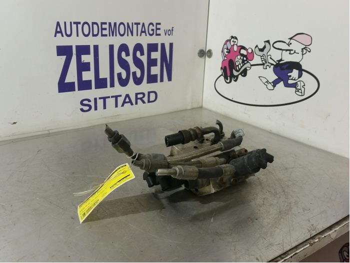 Gebruikte Pompvering (Hydr.) BMW 7 serie (E65/E66/E67) 735i,Li 3.6 V8 32V Prijs € 157,50 Margeregeling aangeboden door Zelissen V.O.F. autodemontage