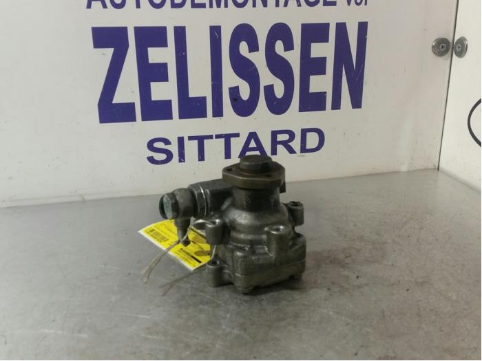 Gebruikte Servopomp Volkswagen Crafter 2.5 TDI 30/32/35/46/50 Prijs € 99,75 Margeregeling aangeboden door Zelissen V.O.F. autodemontage