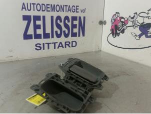 Gebruikte Deurgreep 4Deurs rechts-achter Volkswagen Crafter 2.5 TDI 30/32/35/46/50 Prijs € 31,50 Margeregeling aangeboden door Zelissen V.O.F. autodemontage