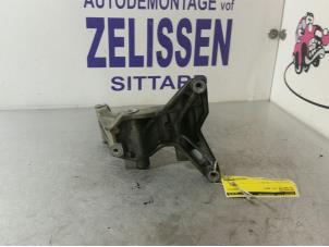 Gebruikte Motorrubber Volkswagen Crafter 2.5 TDI 30/32/35/46/50 Prijs € 52,50 Margeregeling aangeboden door Zelissen V.O.F. autodemontage