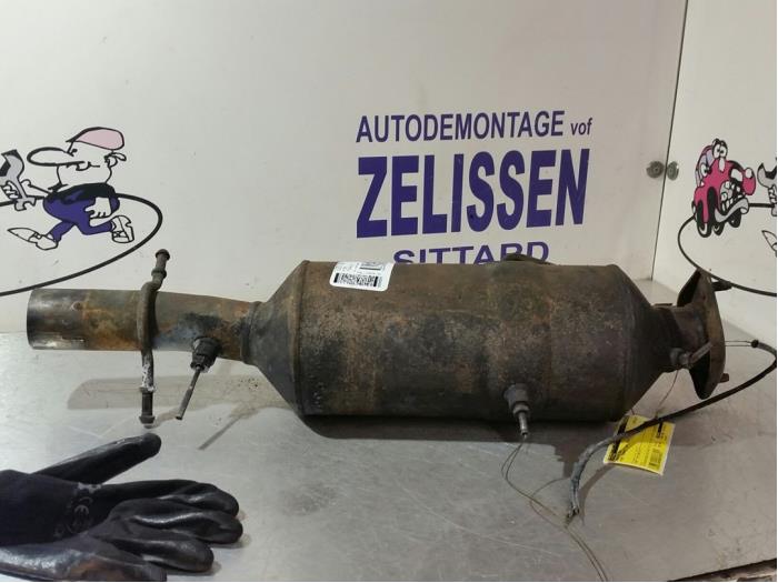 Gebruikte Roetfilter Ford Transit 2.2 TDCi 16V RWD Prijs € 414,75 Margeregeling aangeboden door Zelissen V.O.F. autodemontage