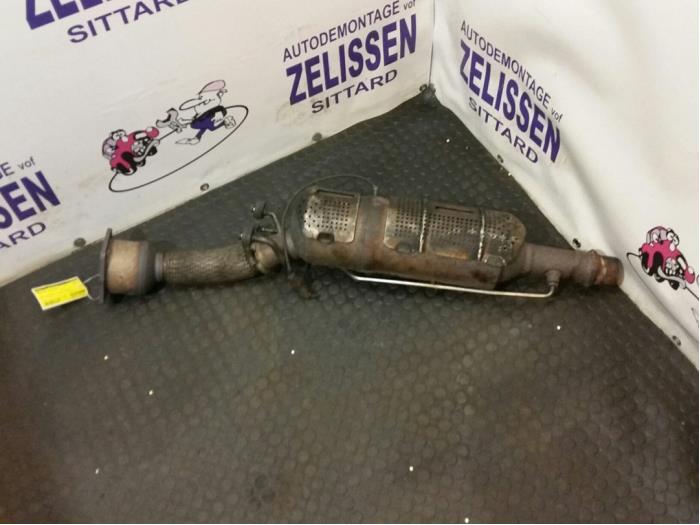 Gebruikte Roetfilter Peugeot 307 (3A/C/D) 2.0 HDi 110 FAP Prijs € 393,75 Margeregeling aangeboden door Zelissen V.O.F. autodemontage