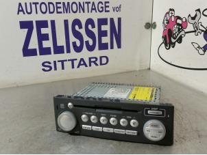 Gebruikte Radio CD Speler Mitsubishi Colt CZC 1.5 16V Prijs € 78,75 Margeregeling aangeboden door Zelissen V.O.F. autodemontage
