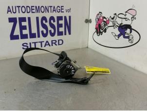 Gebruikte Veiligheidsgordel rechts-achter Mitsubishi Colt CZC 1.5 16V Prijs € 36,75 Margeregeling aangeboden door Zelissen V.O.F. autodemontage