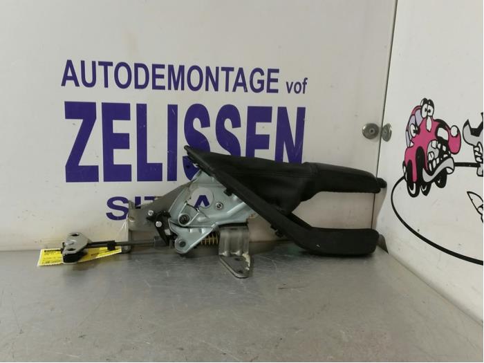 Gebruikte Handrem Mechaniek BMW X1 (E84) sDrive 18d 2.0 16V Prijs € 47,25 Margeregeling aangeboden door Zelissen V.O.F. autodemontage