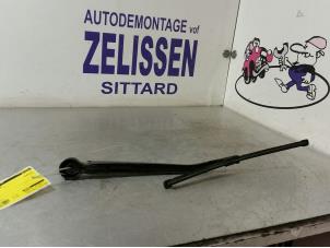 Gebruikte Ruitenwisserarm achter BMW X1 (E84) sDrive 18d 2.0 16V Prijs € 21,00 Margeregeling aangeboden door Zelissen V.O.F. autodemontage