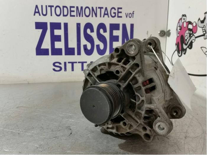 Gebruikte Dynamo Audi A3 (8L1) 1.6 Prijs € 36,75 Margeregeling aangeboden door Zelissen V.O.F. autodemontage