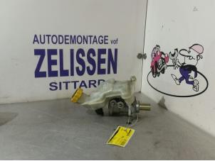Gebruikte Hoofdremcilinder Mazda 2 (NB/NC/ND/NE) 1.4 16V Prijs € 36,75 Margeregeling aangeboden door Zelissen V.O.F. autodemontage