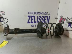 Gebruikte Schokdemperpoot rechts-voor BMW Z3 Roadster (E36/7) 1.9 16V Prijs € 78,75 Margeregeling aangeboden door Zelissen V.O.F. autodemontage