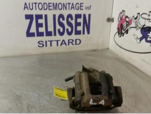Gebruikte Remklauw (Tang) links-achter BMW Z3 Roadster (E36/7) 1.9 16V Prijs € 47,25 Margeregeling aangeboden door Zelissen V.O.F. autodemontage