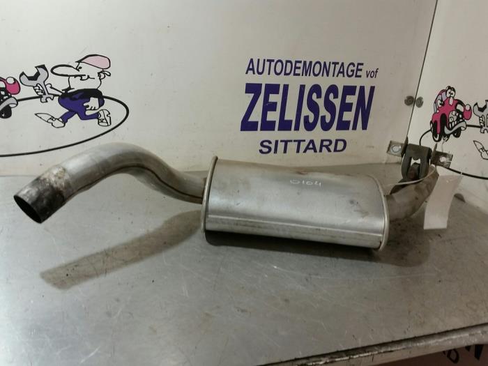 Gebruikte Uitlaat Middendemper Volkswagen Golf III Cabrio Restyling (1E7) 1.8 Kat. Prijs € 31,50 Margeregeling aangeboden door Zelissen V.O.F. autodemontage