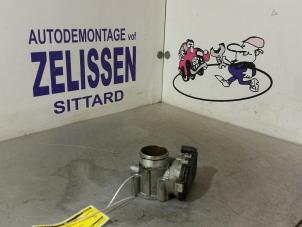 Gebruikte Gasklephuis Fiat Grande Punto (199) 1.4 T-Jet 16V Prijs € 52,50 Margeregeling aangeboden door Zelissen V.O.F. autodemontage