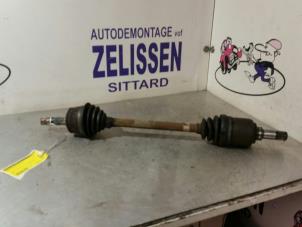 Gebruikte Steekas links-voor Lancia Ypsilon (843) 1.2 Prijs € 47,25 Margeregeling aangeboden door Zelissen V.O.F. autodemontage