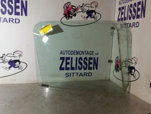 Gebruikte Portierruit 2Deurs links Peugeot Boxer (230L) 2.8 HDi 320M Prijs € 42,00 Margeregeling aangeboden door Zelissen V.O.F. autodemontage