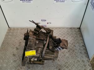 Gebruikte Versnellingsbak Peugeot Boxer (230L) 1.9d Prijs € 787,50 Margeregeling aangeboden door Zelissen V.O.F. autodemontage