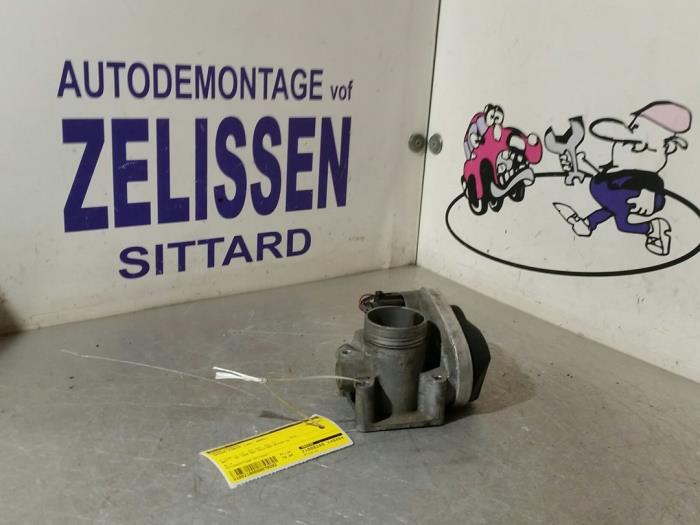 Gebruikte Gasklephuis Skoda Fabia (6Y5) 1.4i 16V Prijs € 42,00 Margeregeling aangeboden door Zelissen V.O.F. autodemontage