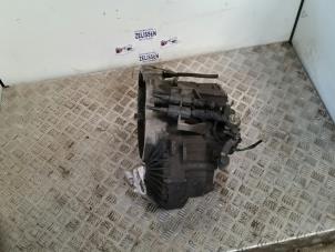 Gebruikte Versnellingsbak Mercedes A (W168) 1.4 A-140 Prijs € 315,00 Margeregeling aangeboden door Zelissen V.O.F. autodemontage