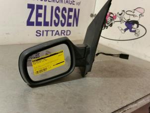 Gebruikte Spiegel Buiten links Ford Fiesta 5 (JD/JH) Prijs € 26,25 Margeregeling aangeboden door Zelissen V.O.F. autodemontage