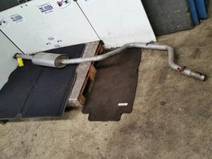 Gebruikte Uitlaat Middendemper Ford Mondeo IV Wagon 2.0 16V Prijs € 73,50 Margeregeling aangeboden door Zelissen V.O.F. autodemontage