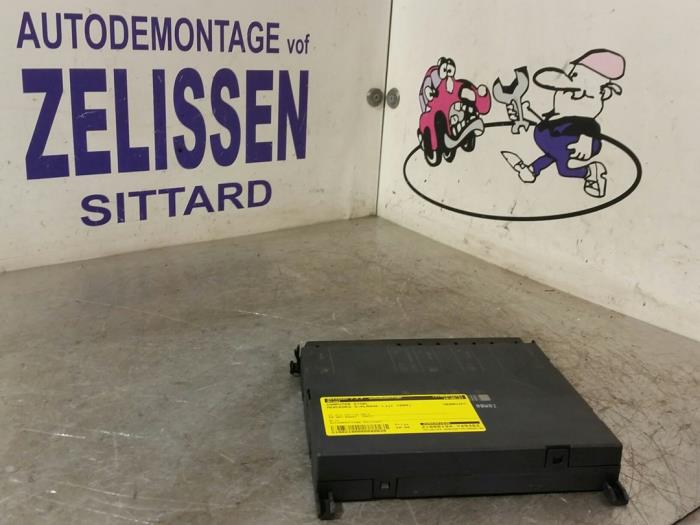 Gebruikte Computer stoel Mercedes S (W220) 5.0 S-500 V8 24V Prijs € 52,50 Margeregeling aangeboden door Zelissen V.O.F. autodemontage