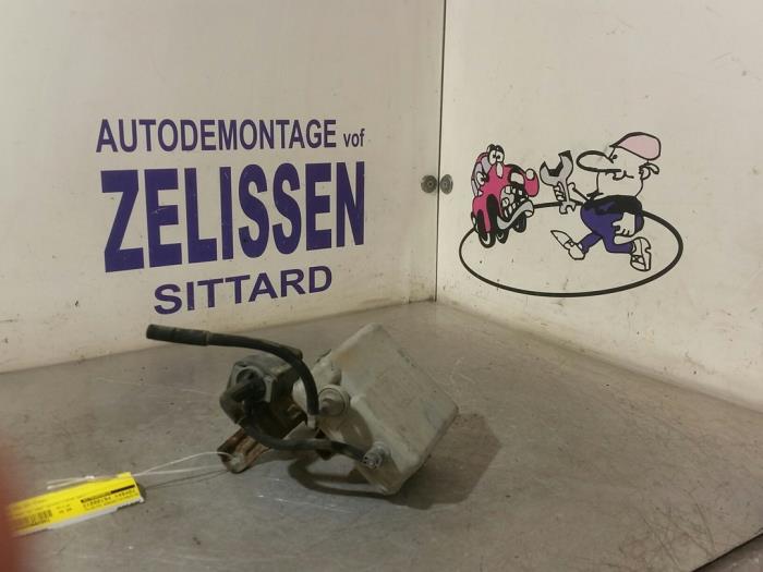 Gebruikte Luchthoeveelheidsmeter Mercedes S (W220) 5.0 S-500 V8 24V Prijs € 36,75 Margeregeling aangeboden door Zelissen V.O.F. autodemontage