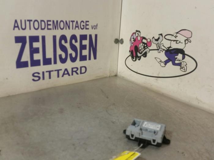 Gebruikte Module Centrale Deurvergrendeling Ford Mondeo IV Wagon 2.0 16V Prijs € 36,75 Margeregeling aangeboden door Zelissen V.O.F. autodemontage