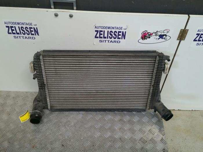 Gebruikte Intercooler Volkswagen Golf VI (5K1) 2.0 TDI 16V Prijs € 52,50 Margeregeling aangeboden door Zelissen V.O.F. autodemontage